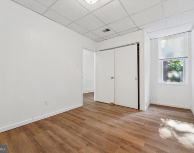2021 S 22nd Street - Photo Thumbnail 16