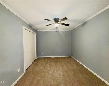 378 Kittery Lane - Photo Thumbnail 10