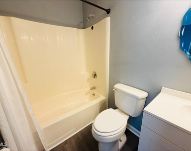 378 Kittery Lane - Photo Thumbnail 11