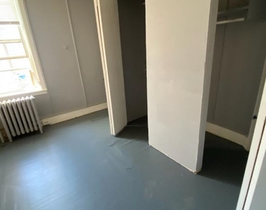 408 N Wanamaker Street - Photo Thumbnail 1