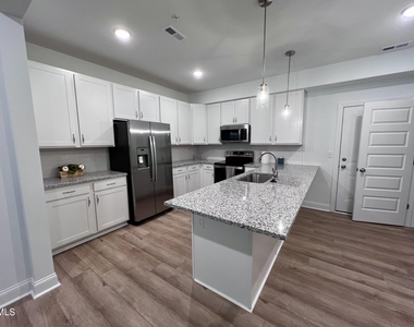 406 Gaston Park Lane - Photo Thumbnail 6