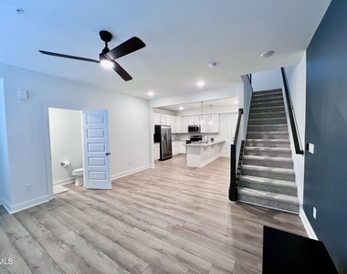 406 Gaston Park Lane - Photo Thumbnail 2