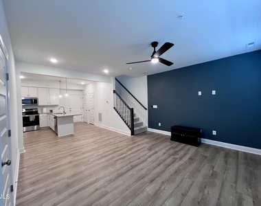 406 Gaston Park Lane - Photo Thumbnail 1