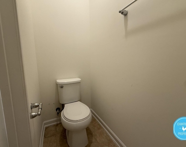 49 E Grove Point Drive - Photo Thumbnail 10