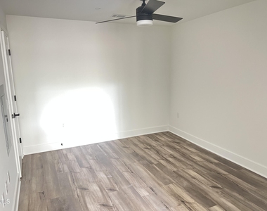 615 Daniels Street - Photo Thumbnail 6