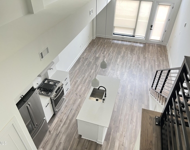 615 Daniels Street - Photo Thumbnail 11