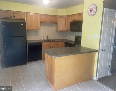 3608 Walnut Ridge Estate - Photo Thumbnail 12