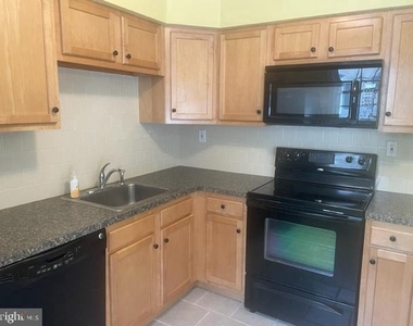 3608 Walnut Ridge Estate - Photo Thumbnail 11