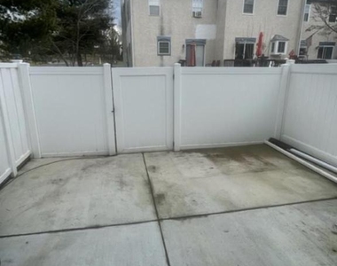 3608 Walnut Ridge Estate - Photo Thumbnail 15