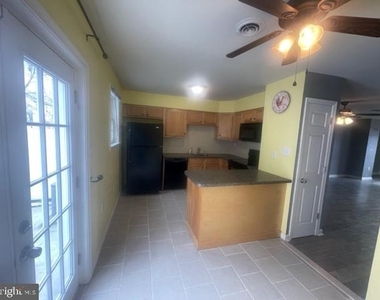 3608 Walnut Ridge Estate - Photo Thumbnail 9