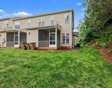 306 Sugar Maple Avenue - Photo Thumbnail 23