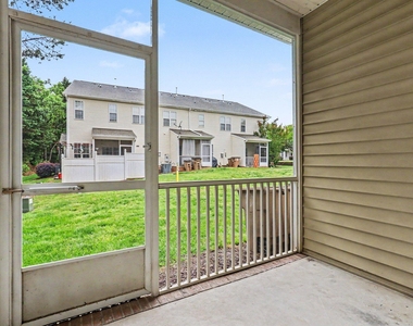 306 Sugar Maple Avenue - Photo Thumbnail 20