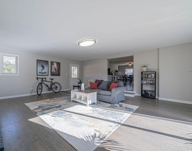 3322 Bell Drive - Photo Thumbnail 14