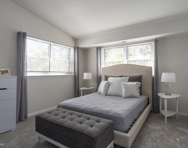 284 Iven Avenue - Photo Thumbnail 10