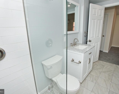 2530 2nd Floor Chestnut Avenue - Photo Thumbnail 4