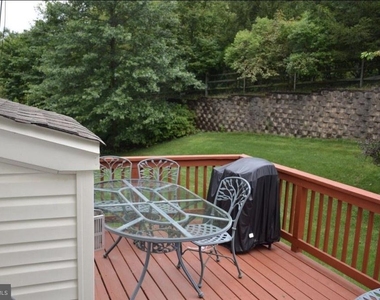 116 Fringetree Drive - Photo Thumbnail 14