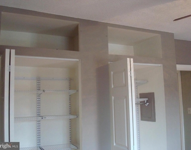 207 Wollerton Street - Photo Thumbnail 14