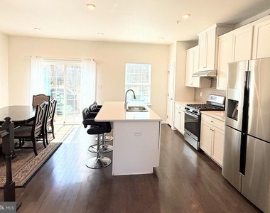 132 Mulberry Drive - Photo Thumbnail 5