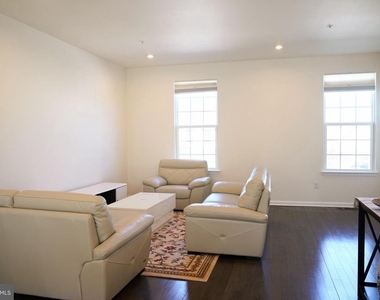 132 Mulberry Drive - Photo Thumbnail 8