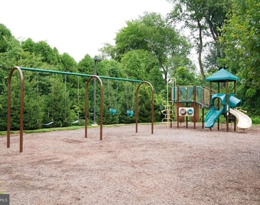 132 Mulberry Drive - Photo Thumbnail 23