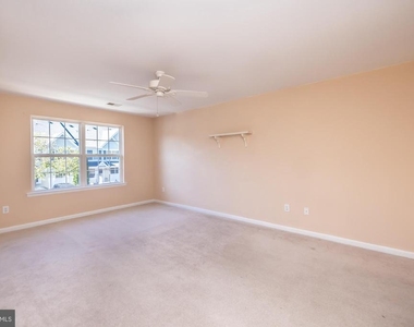 253 Flagstone Road - Photo Thumbnail 23