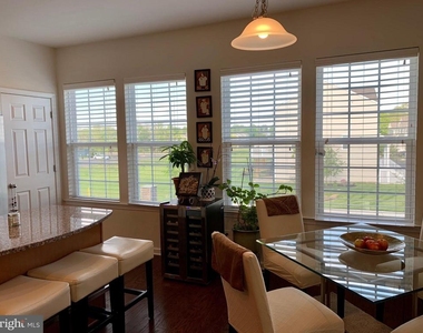 134 Admiral Lane - Photo Thumbnail 9