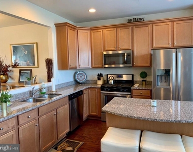 134 Admiral Lane - Photo Thumbnail 8