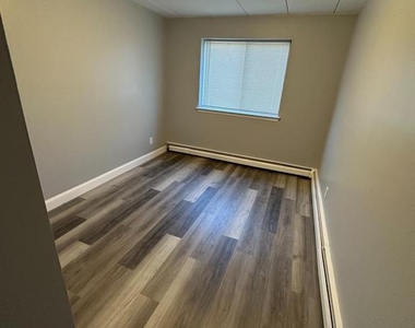 1575 W Street Road - Photo Thumbnail 11
