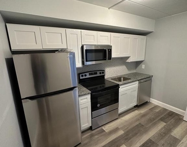 1575 W Street Road - Photo Thumbnail 14
