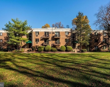 1575 W Street Road - Photo Thumbnail 3