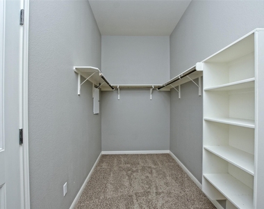 2508 Hilltop Divide Ln - Photo Thumbnail 19