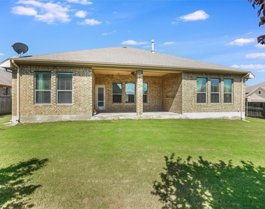 2508 Hilltop Divide Ln - Photo Thumbnail 27