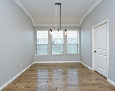 2508 Hilltop Divide Ln - Photo Thumbnail 11