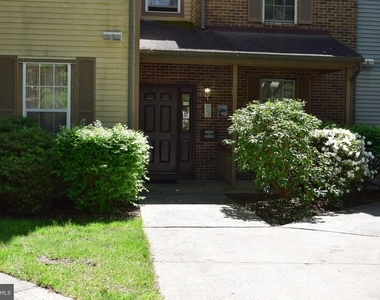 6062 Cedar Court - Photo Thumbnail 7
