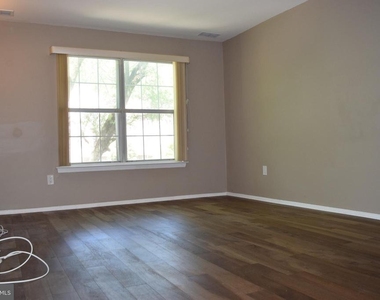 6062 Cedar Court - Photo Thumbnail 20