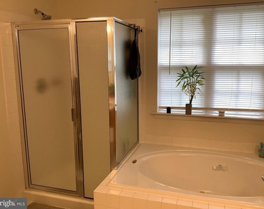 51 Heath Court - Photo Thumbnail 15