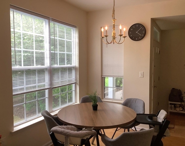 51 Heath Court - Photo Thumbnail 4