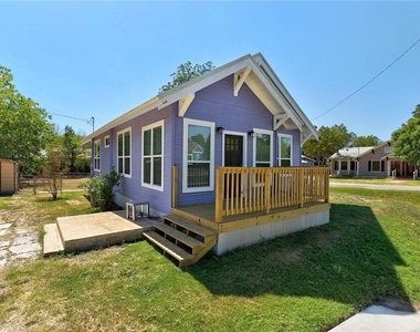 719 W 3rd St - Photo Thumbnail 1