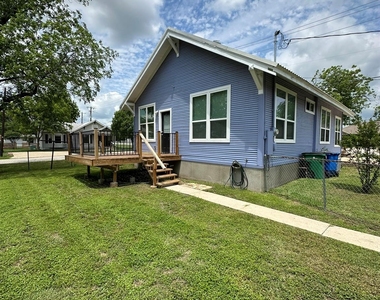 719 W 3rd St - Photo Thumbnail 20