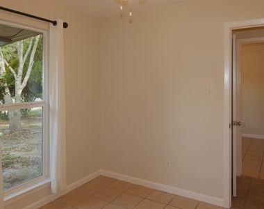 5308 Peppertree Pkwy - Photo Thumbnail 16