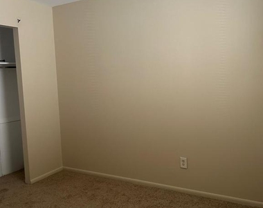 504-506 Cinnaminson Avenue - Photo Thumbnail 16