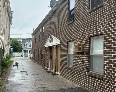 504-506 Cinnaminson Avenue - Photo Thumbnail 2