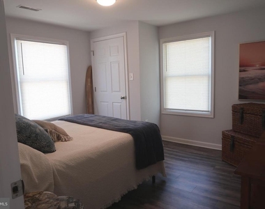 6300 Winchester Avenue - Photo Thumbnail 9