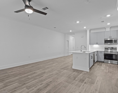 1664 Hillside Terrace - Photo Thumbnail 14