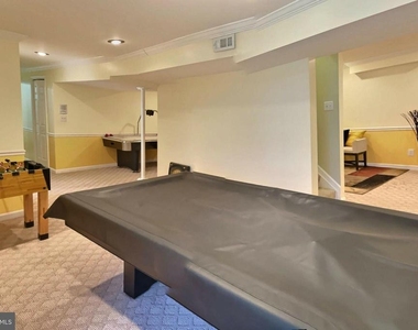 1501 Silverado Court - Photo Thumbnail 8