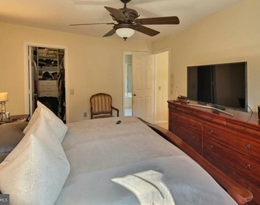 1501 Silverado Court - Photo Thumbnail 19
