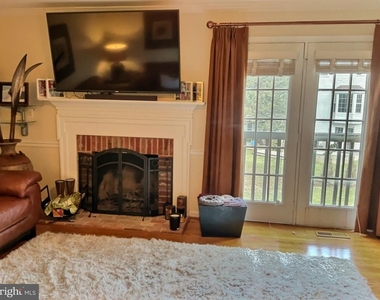 1501 Silverado Court - Photo Thumbnail 26