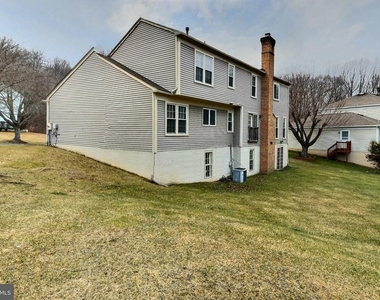 1501 Silverado Court - Photo Thumbnail 29
