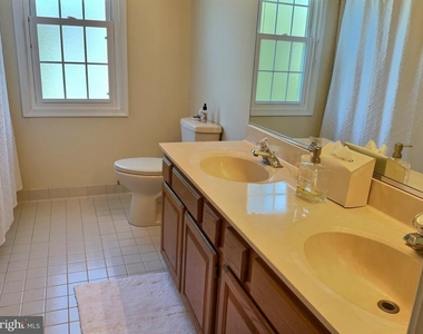 1501 Silverado Court - Photo Thumbnail 24