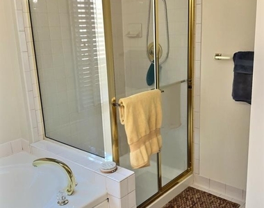 1501 Silverado Court - Photo Thumbnail 20